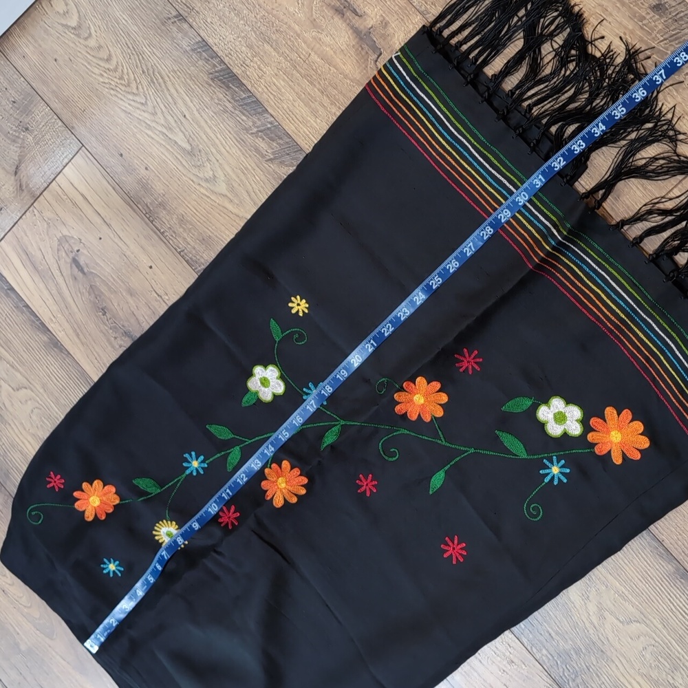 Kelly and Diana Black silk skirt retro vibrant embroidered flowers fringe sz 10 - Picture 4 of 10